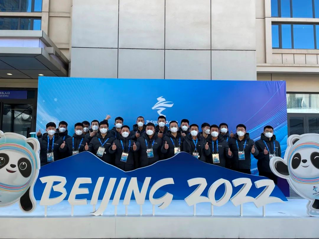 北京2正规买球app022年冬奥会“鸟巢”闭幕283名师生志愿者